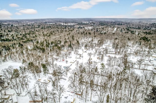 914 Victor Avenue, Muskegon, MI 49445