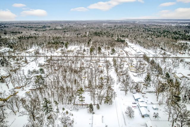 914 Victor Avenue, Muskegon, MI 49445