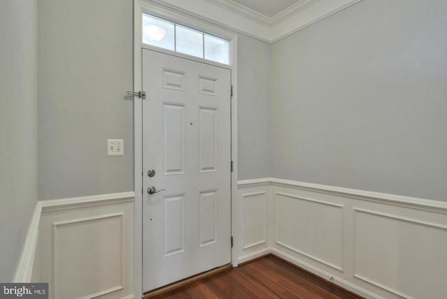 42977 THORNBLADE CIR, Broadlands, VA 20148
