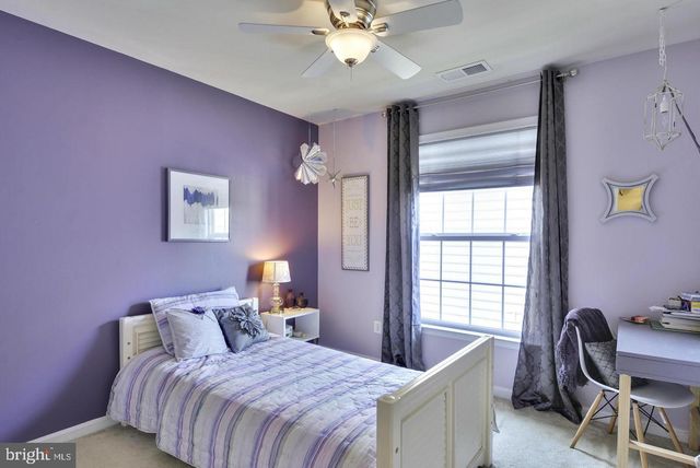 42977 THORNBLADE CIR, Broadlands, VA 20148