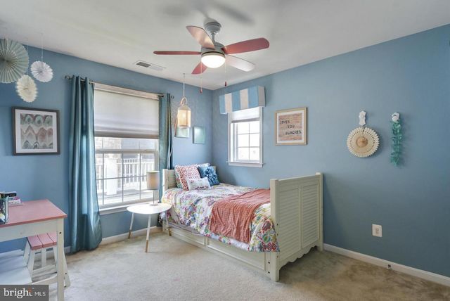 42977 THORNBLADE CIR, Broadlands, VA 20148