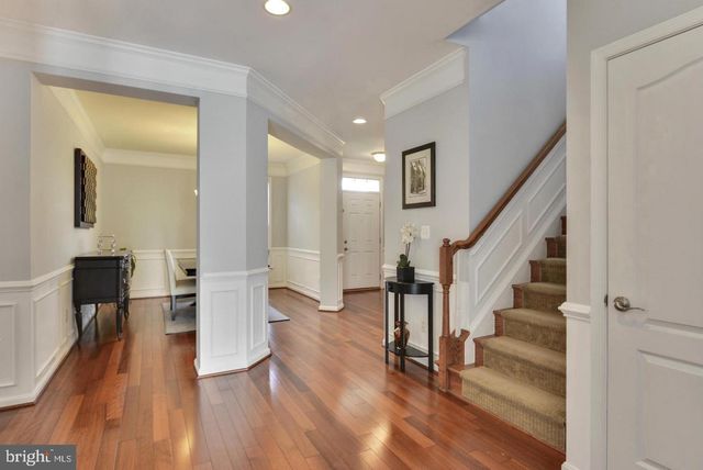 42977 THORNBLADE CIR, Broadlands, VA 20148