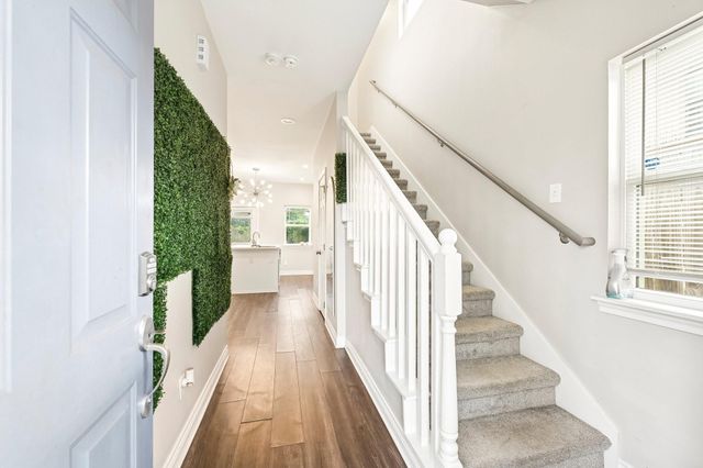 210 Garrotsville Street, Houston, TX 77022