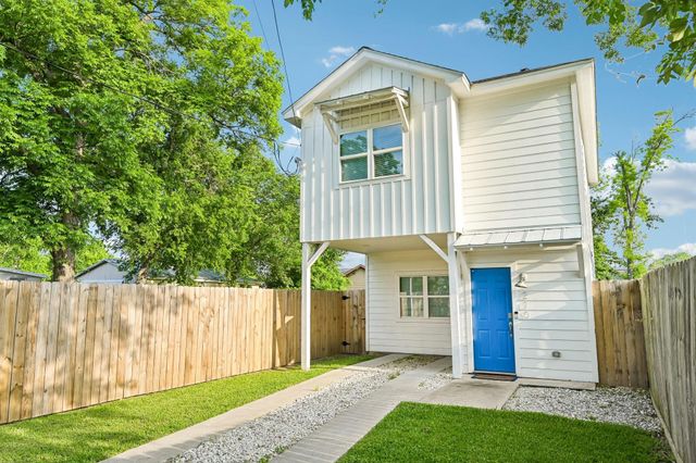 210 Garrotsville Street, Houston, TX 77022