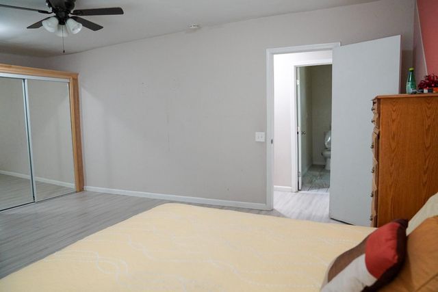 8124 S Cherry Avenue, Fresno, CA 93725