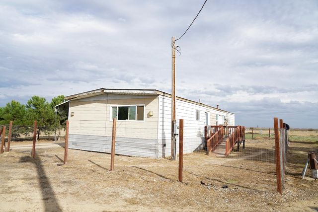 8124 S Cherry Avenue, Fresno, CA 93725