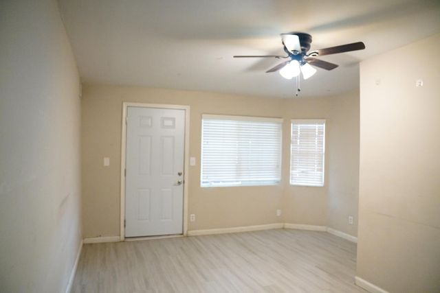 8124 S Cherry Avenue, Fresno, CA 93725