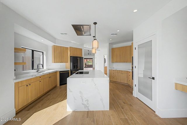 4024 E PARADISE Drive, Phoenix, AZ 85028