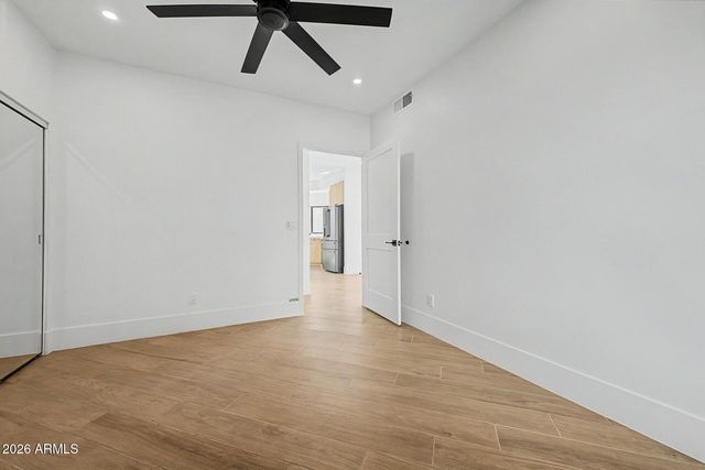 4024 E PARADISE Drive, Phoenix, AZ 85028