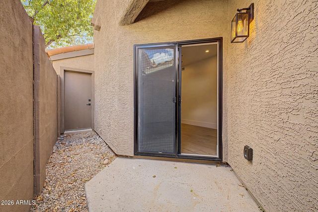 4024 E PARADISE Drive, Phoenix, AZ 85028