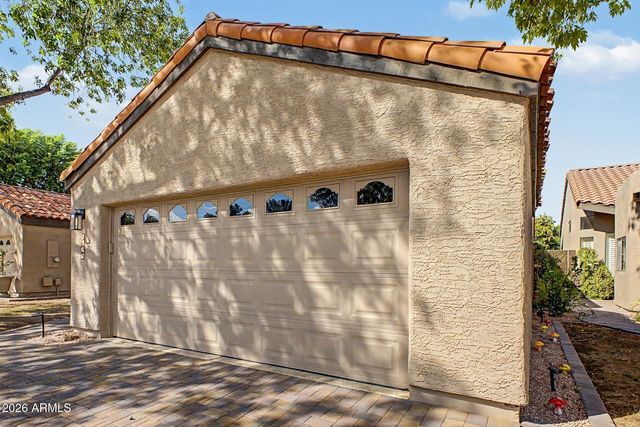 4024 E PARADISE Drive, Phoenix, AZ 85028