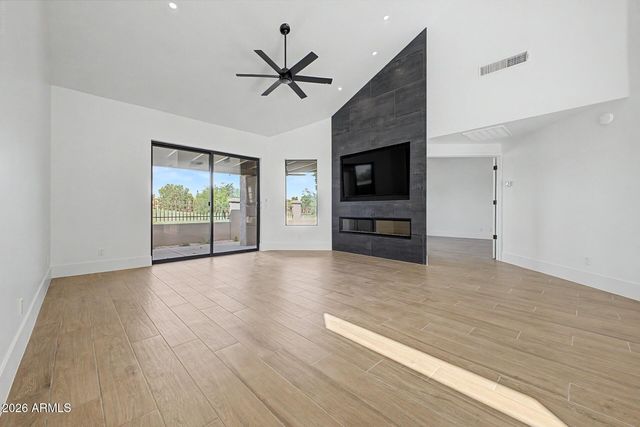 4024 E PARADISE Drive, Phoenix, AZ 85028