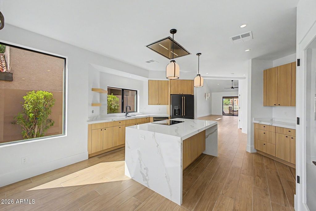 4024 E PARADISE Drive, Phoenix, AZ 85028 — photo 4