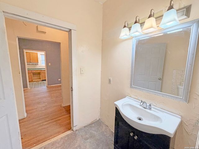 246 W Boyer St, San Antonio, TX 78210