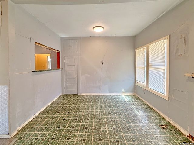 246 W Boyer St, San Antonio, TX 78210