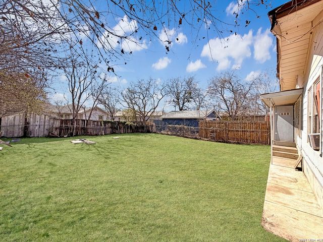 246 W Boyer St, San Antonio, TX 78210