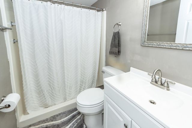 2162 Bees Ferry Road G, Charleston, SC 29414