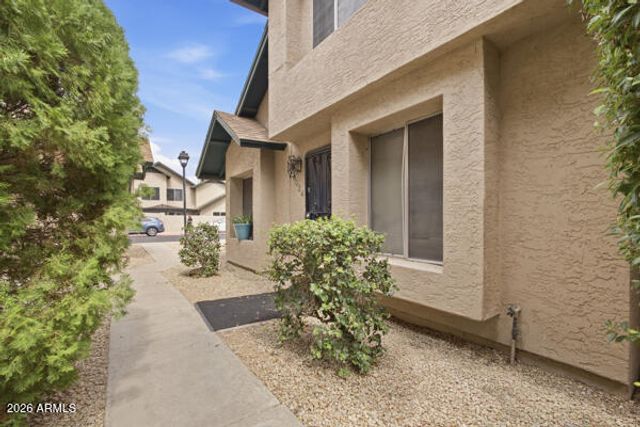8024 N 48TH Lane, Glendale, AZ 85302