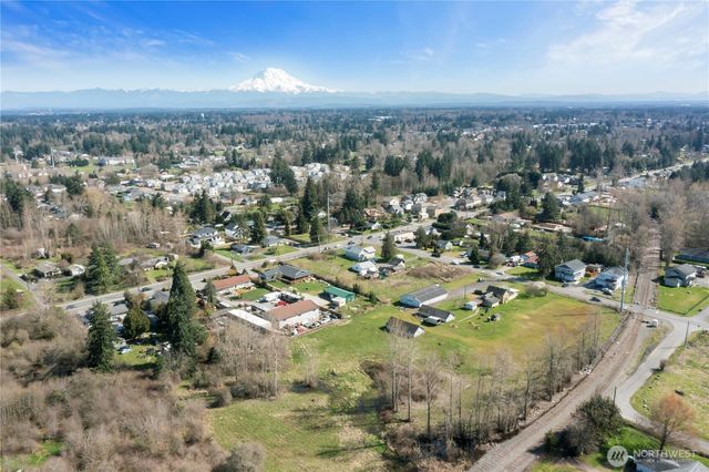 917 85th Street E, Tacoma, WA 98445