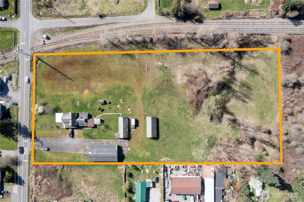 917 85th Street E, Tacoma, WA 98445