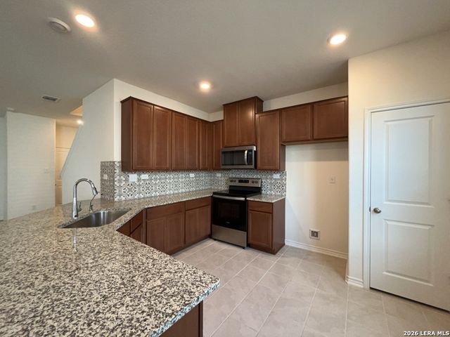 14839 Vance Jackson Rd Apt 413, San Antonio, TX 78249