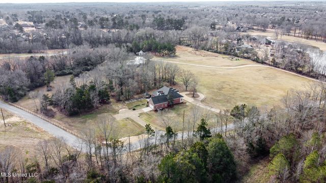 200 Cripple Creek Road, Canton, MS 39046