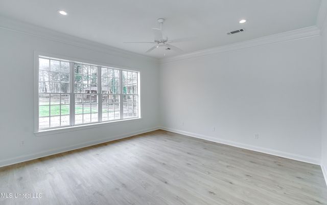 200 Cripple Creek Road, Canton, MS 39046