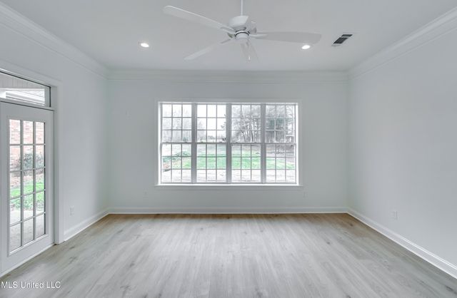 200 Cripple Creek Road, Canton, MS 39046