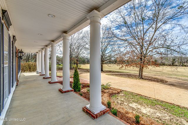 200 Cripple Creek Road, Canton, MS 39046