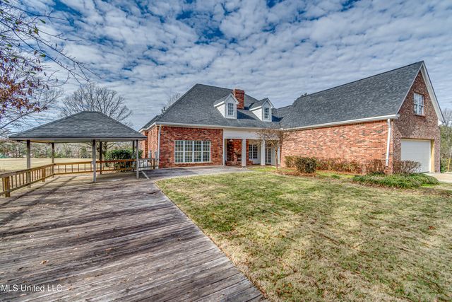 200 Cripple Creek Road, Canton, MS 39046