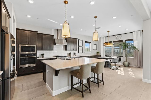 3363 Loggerhead Cir, Folsom, CA 95630