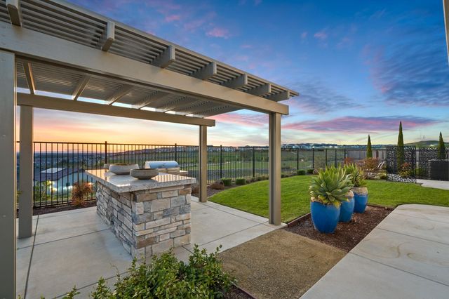 3363 Loggerhead Cir, Folsom, CA 95630