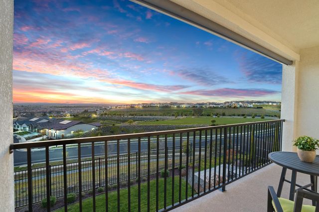 3363 Loggerhead Cir, Folsom, CA 95630