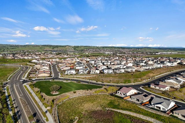 3363 Loggerhead Cir, Folsom, CA 95630