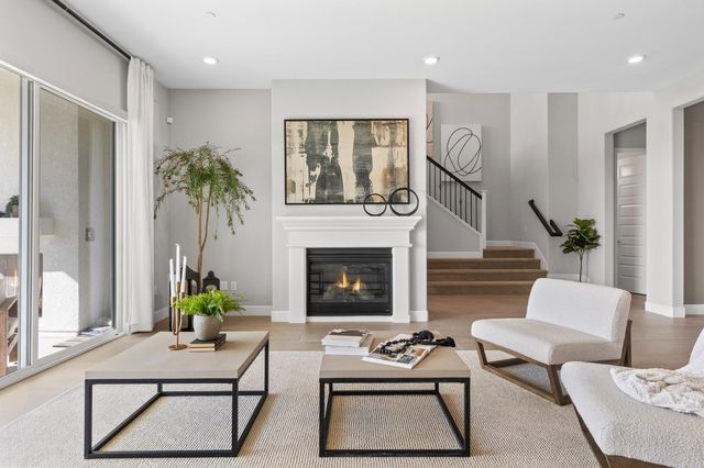 3363 Loggerhead Cir, Folsom, CA 95630