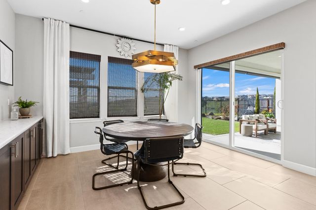 3363 Loggerhead Cir, Folsom, CA 95630