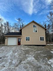 13304 E Cayuga Avenue, Wasilla, AK 99645