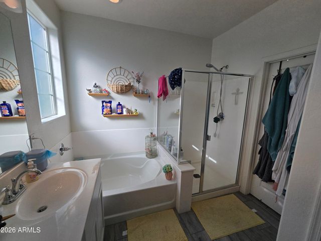 8435 W WINDSOR Boulevard, Glendale, AZ 85305