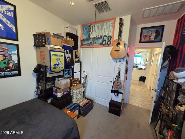8435 W WINDSOR Boulevard, Glendale, AZ 85305