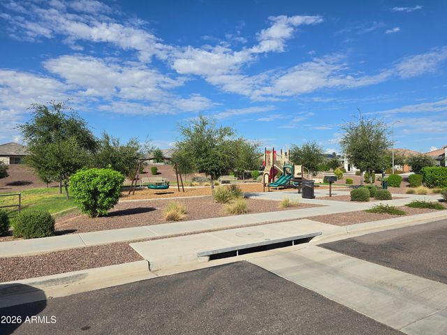 8435 W WINDSOR Boulevard, Glendale, AZ 85305