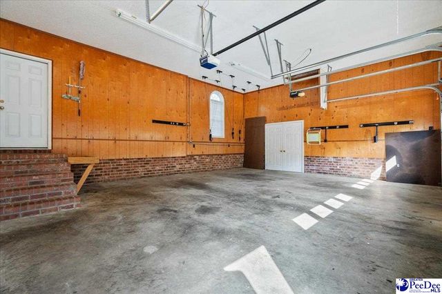 3326 Lakeshore Drive, Florence, SC 29501