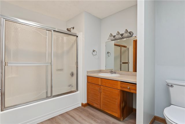 7 Wake Robin Road 1604, Lincoln, RI 02865