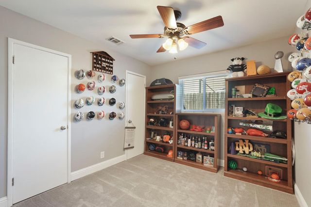 2513 36th Ave, Sacramento, CA 95822