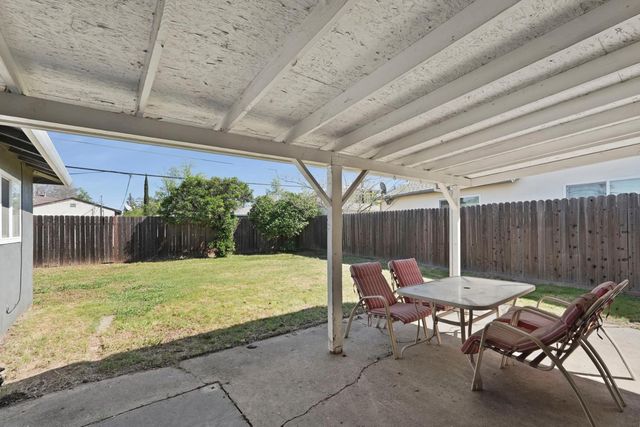 2513 36th Ave, Sacramento, CA 95822