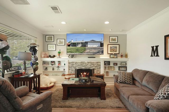 2513 36th Ave, Sacramento, CA 95822