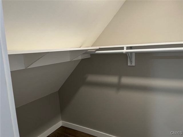 110 Edgemere Road, Salina, NY 13208