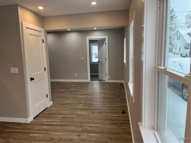 110 Edgemere Road, Salina, NY 13208