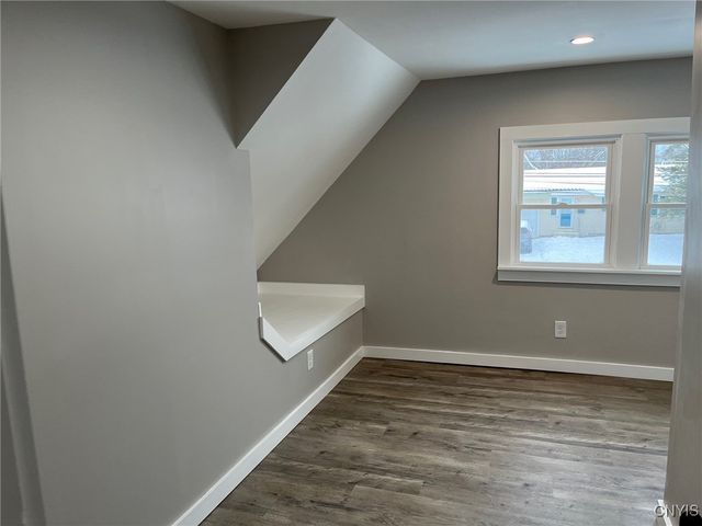 110 Edgemere Road, Salina, NY 13208