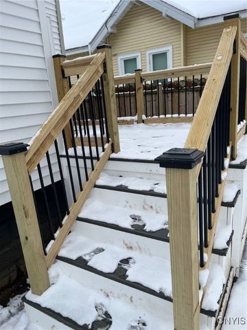 110 Edgemere Road, Salina, NY 13208