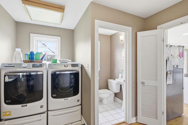 2215 S COUNTRY CLUB DR, Columbia, MO 65201